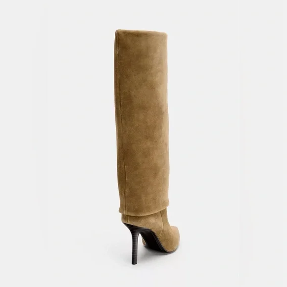 Zara Split suede tan heeled boots. High leg pull on stiletto heel. Pointed toe. - Picture 6 of 7